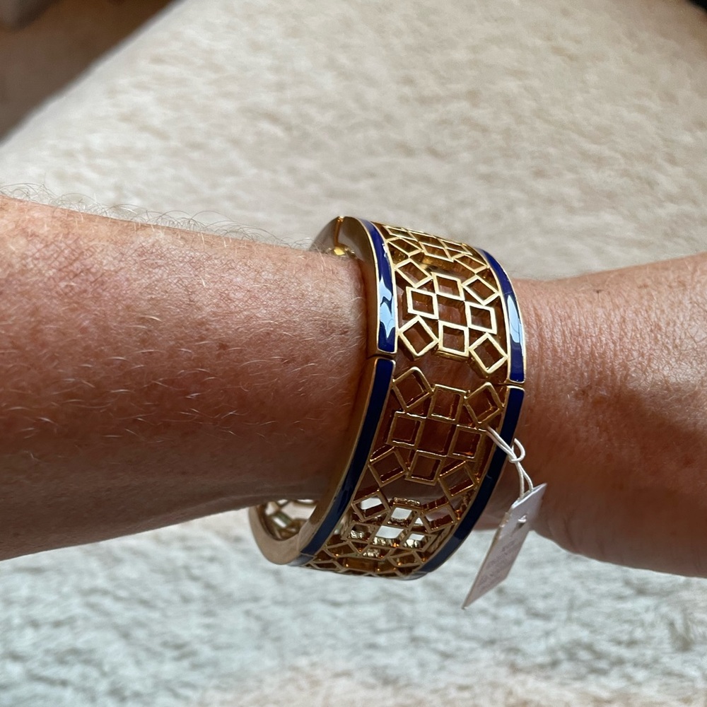 NWT Light Navy Blue, Lia Sophia Bracelet